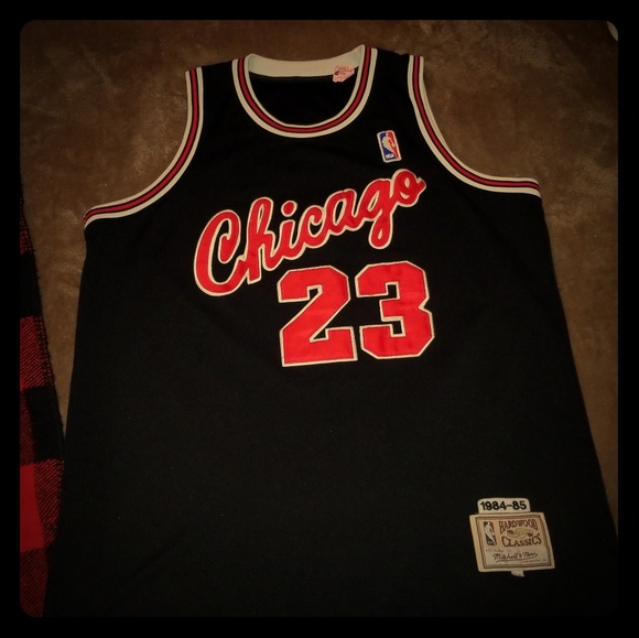 1984 bulls jersey